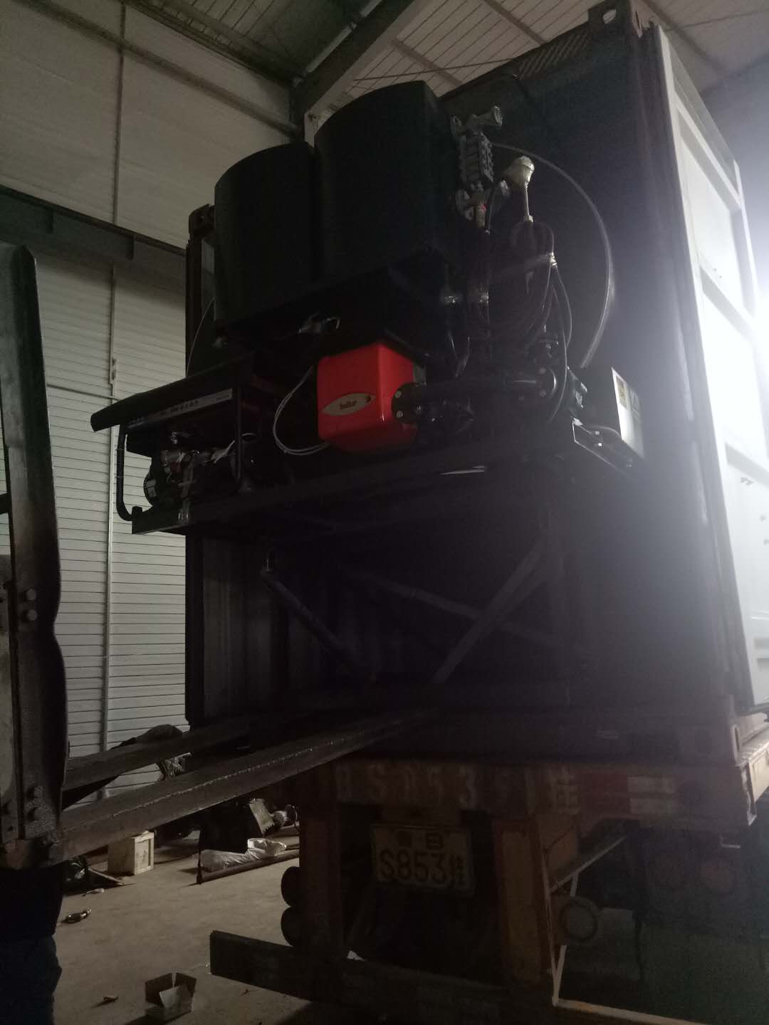 �r�������C���ڷ���